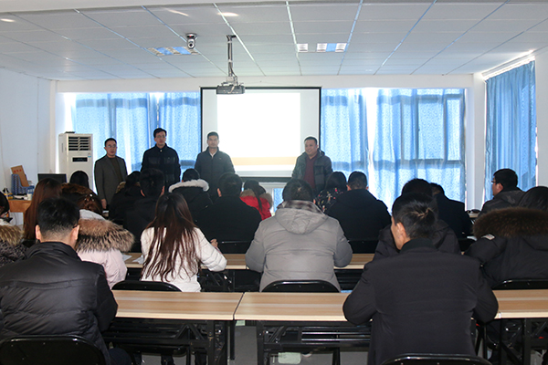 中煤集团与山东合创重工共同举行产品交流会